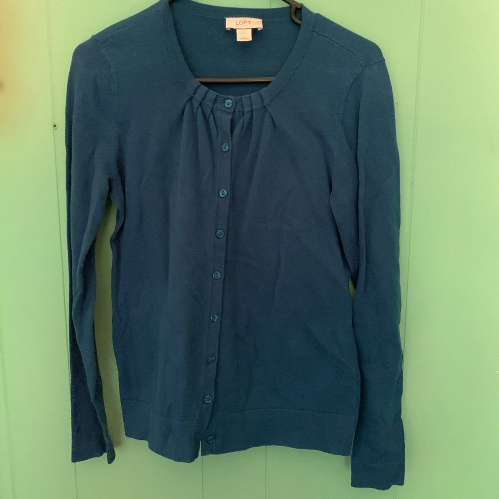 The Loft Sweater Size Small